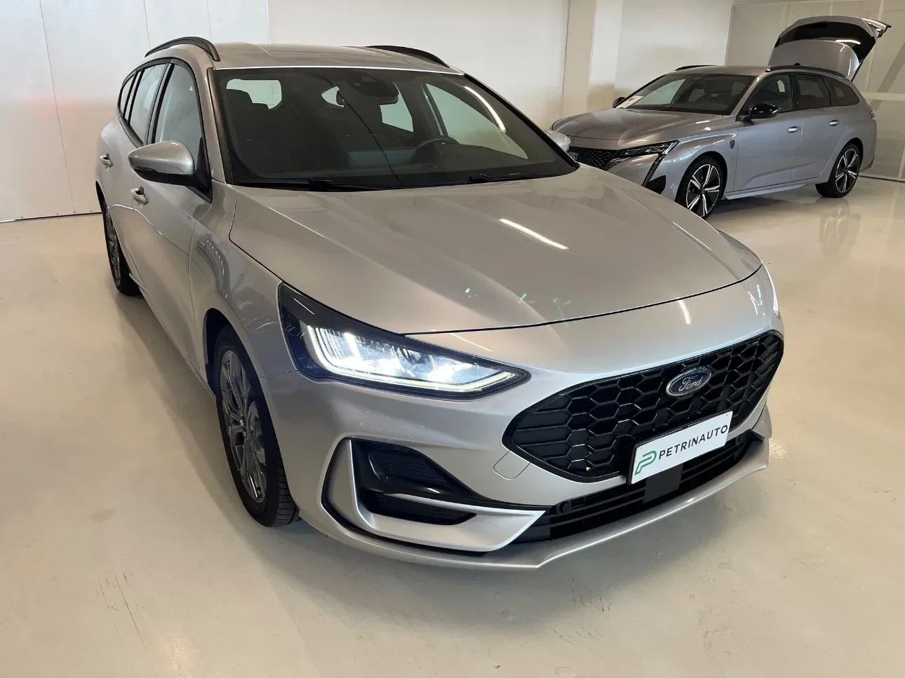 Ford Focus Wagon Focus SW 1.5 ecoblue ST-Line Design 115cv auto NAZIONALE foto 3