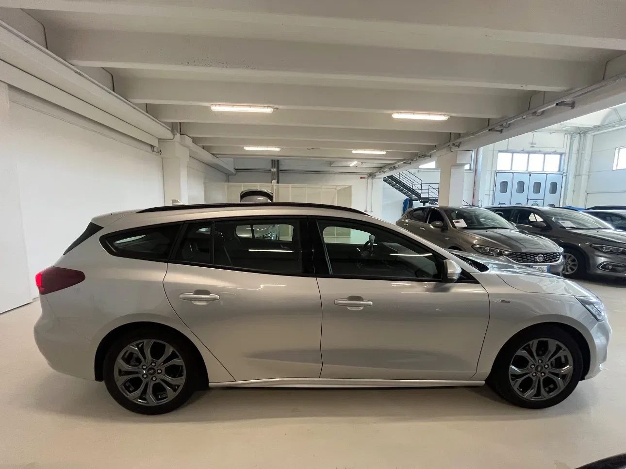 Ford Focus Wagon Focus SW 1.5 ecoblue ST-Line Design 115cv auto NAZIONALE foto 4