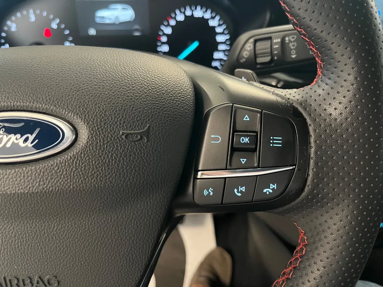 Ford Focus Wagon Focus SW 1.5 ecoblue ST-Line Design 115cv auto NAZIONALE foto 17