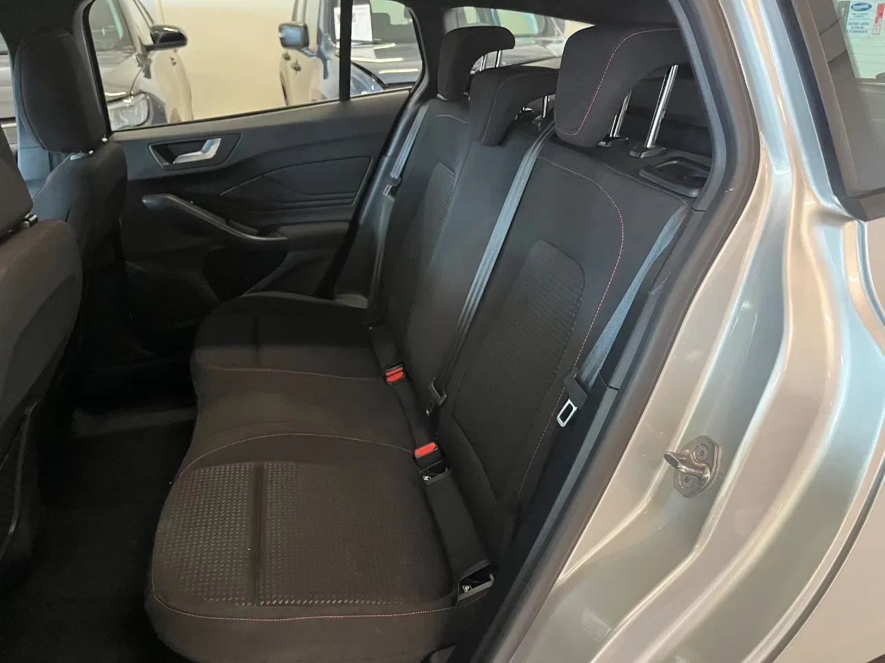 Ford Focus Wagon Focus SW 1.5 ecoblue ST-Line Design 115cv auto NAZIONALE foto 14