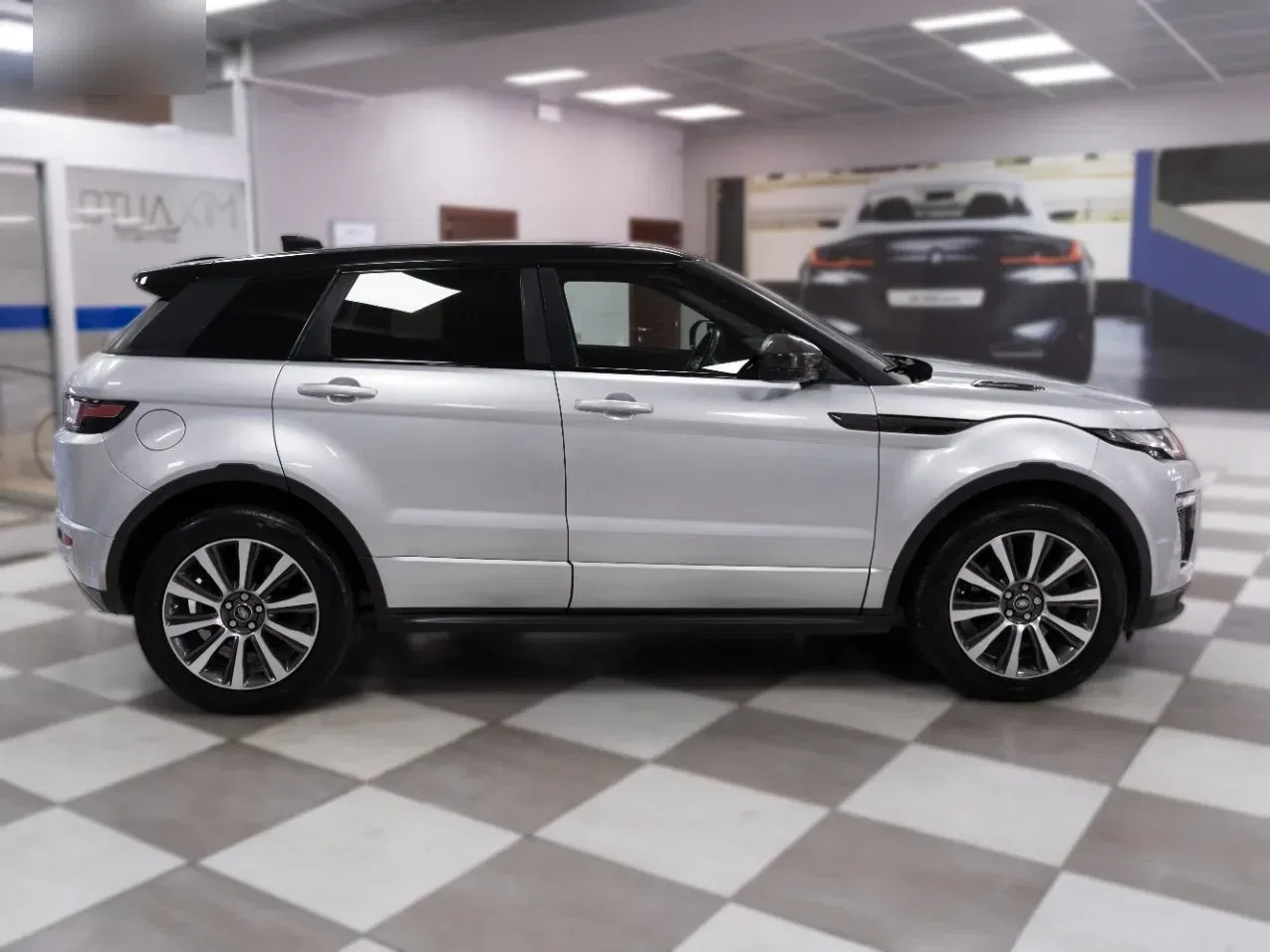 Land Rover Range Rover Evoque 2.0 TD4 HSE Dynamic 5 Porte 150CV foto 6