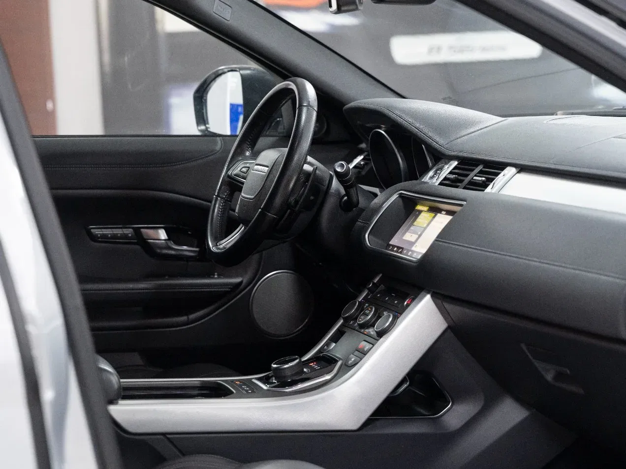 Land Rover Range Rover Evoque 2.0 TD4 HSE Dynamic 5 Porte 150CV foto 18