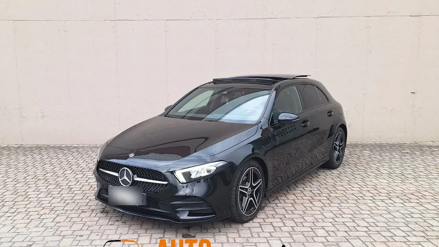 Mercedes-Benz A 180 d Automatic Premium AMG NIGHT TETTO