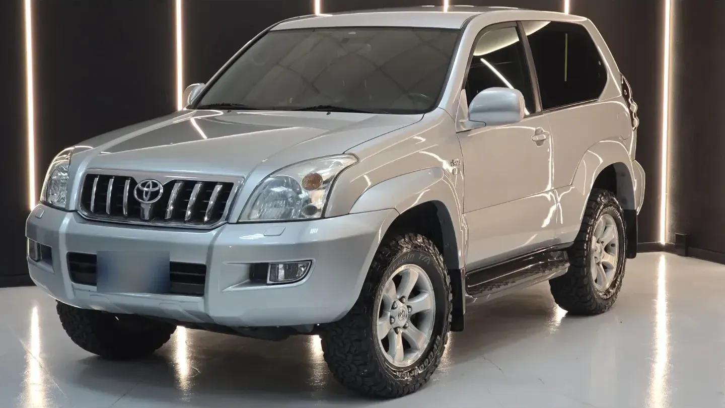 Toyota Land Cruiser 3.0 D-4D 16V 3p. aut. Exec.