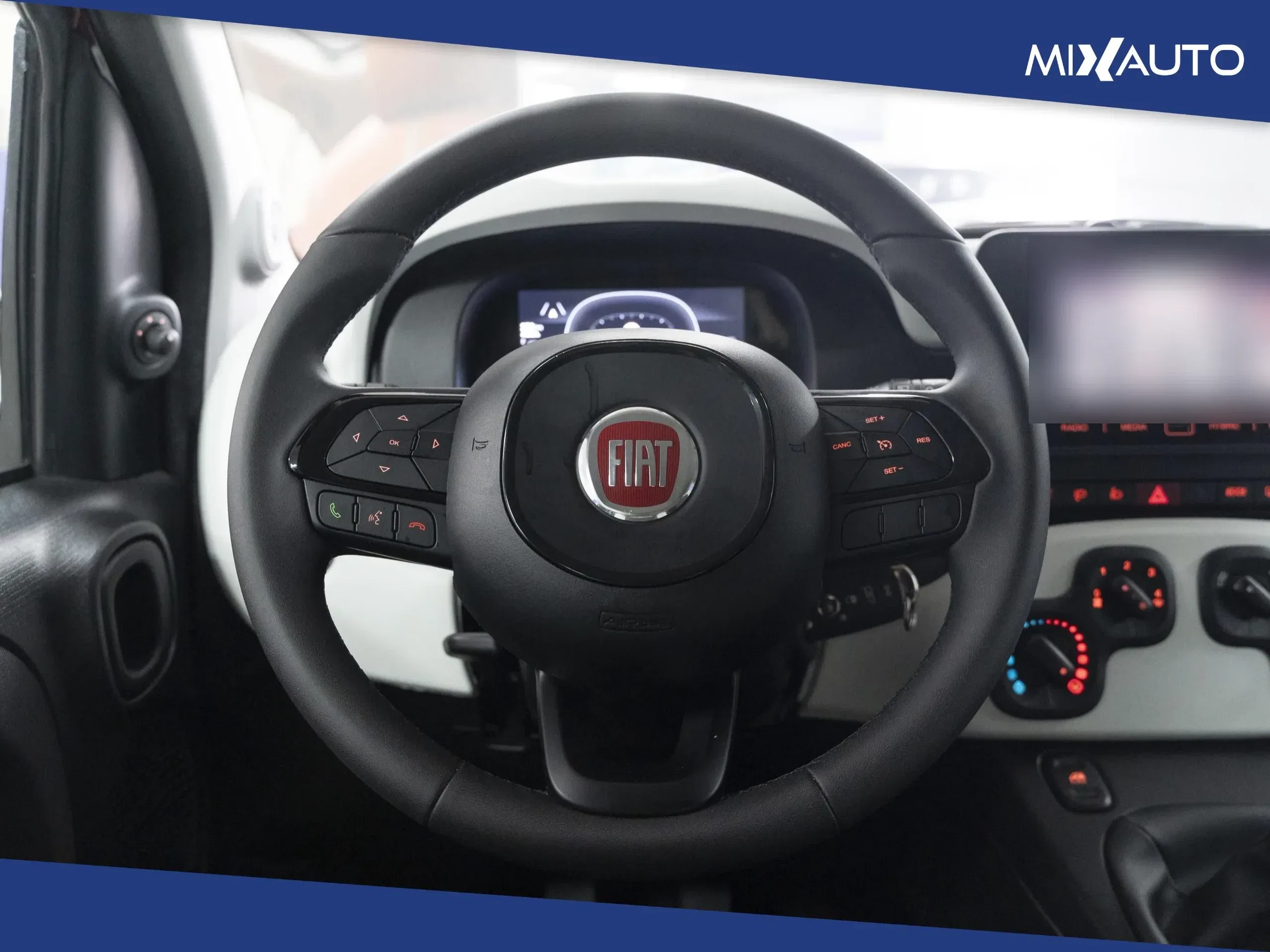 Fiat Panda Pandina Cross 1.0 Firefly Hybrid S&S 70CV foto 12