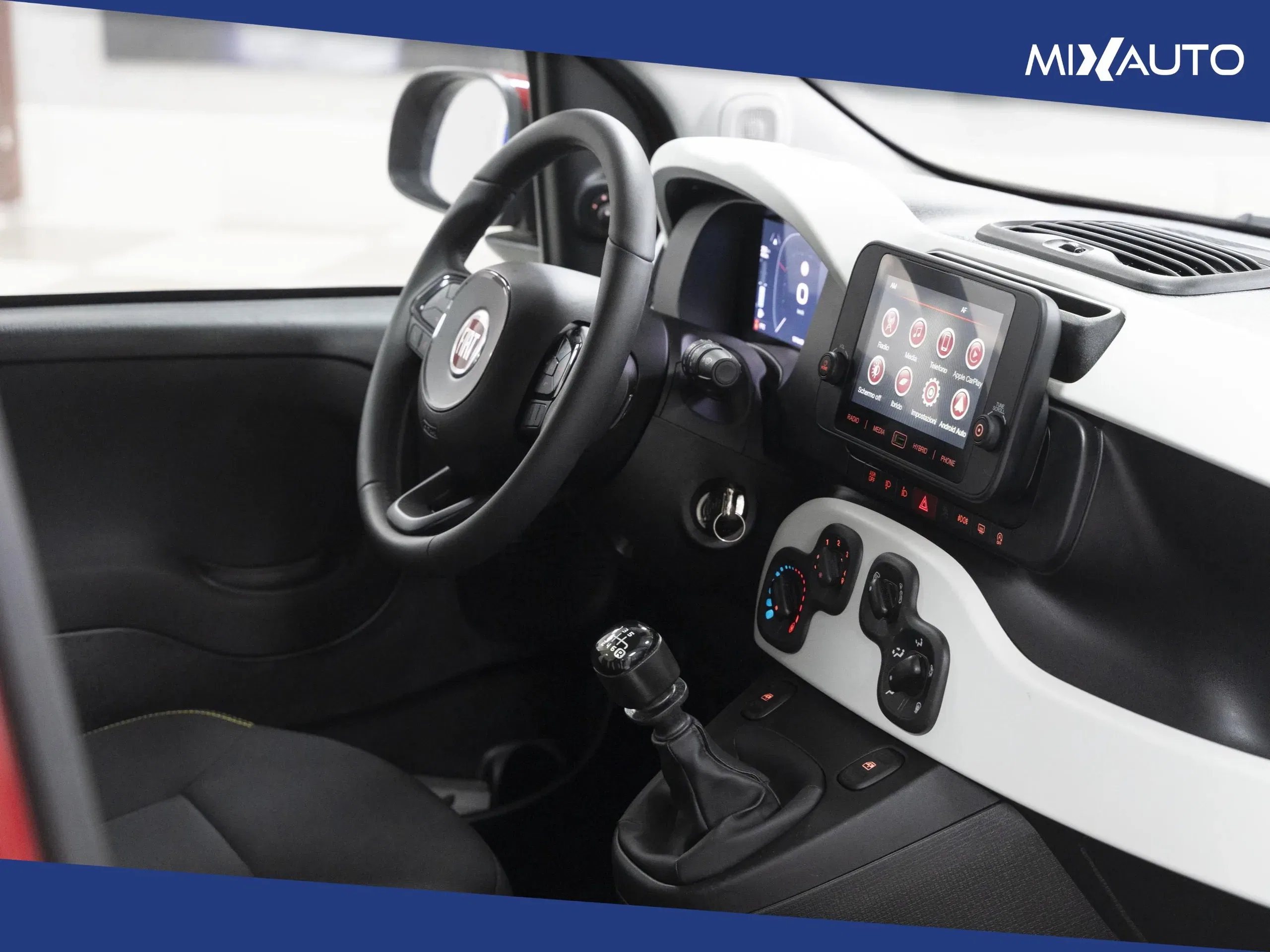 Fiat Panda Pandina Cross 1.0 Firefly Hybrid S&S 70CV foto 17