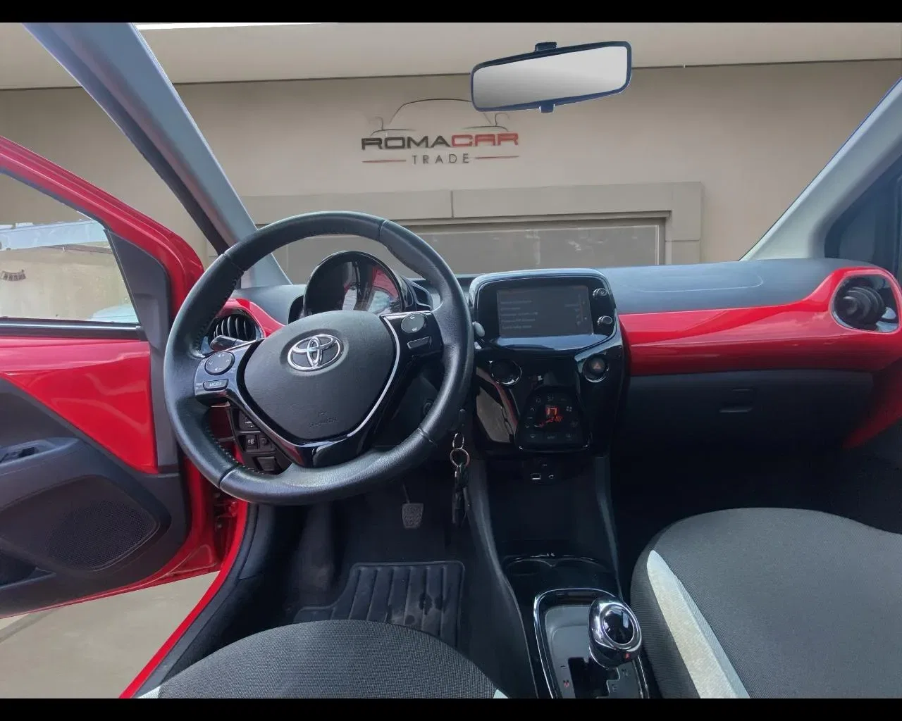 Toyota Aygo X Aygo 1.0 VVT-i 69 CV 5 porte x-cool MMT foto 10