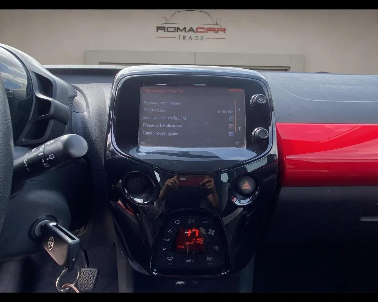 Toyota Aygo X Aygo 1.0 VVT-i 69 CV 5 porte x-cool MMT foto 14
