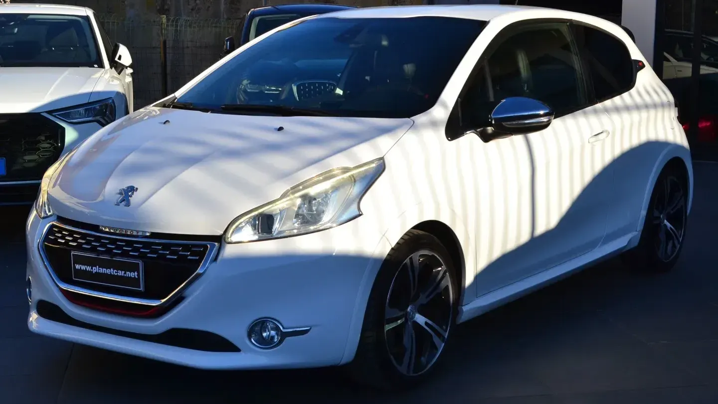 Peugeot 208 1.6 THP 200 CV 3p. GTi