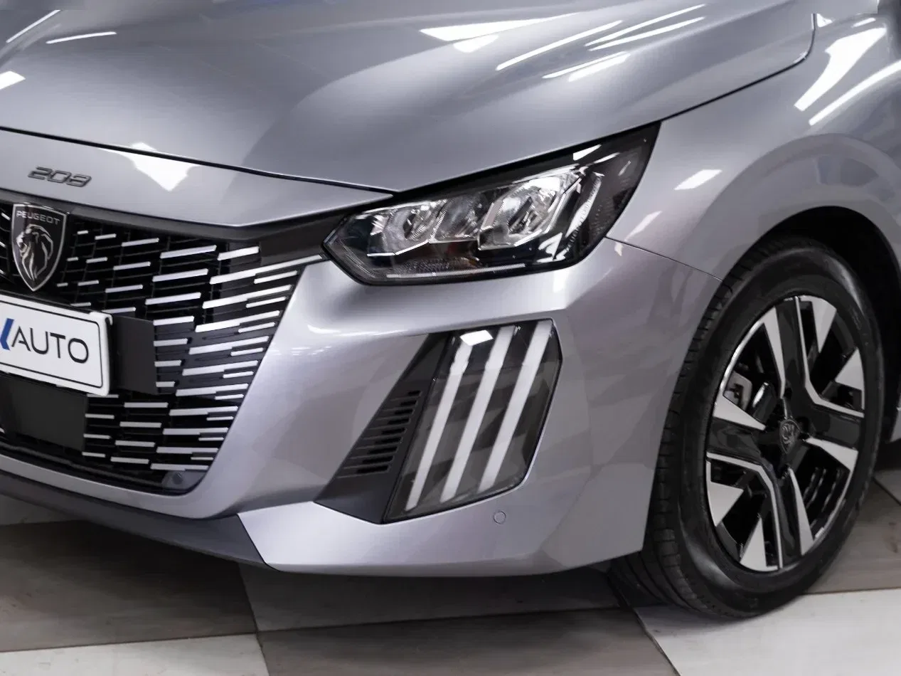 Peugeot 208 1.2 Puretech Allure S&S 100CV foto 9