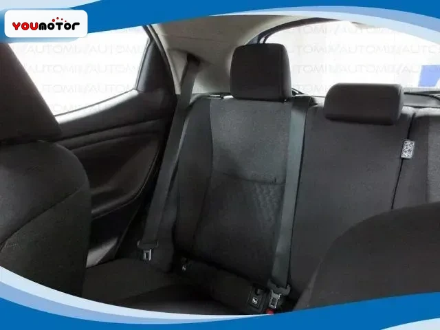 TOYOTA Yaris 1.5 Hybrid 5 Porte Active AUT EU6 foto 10