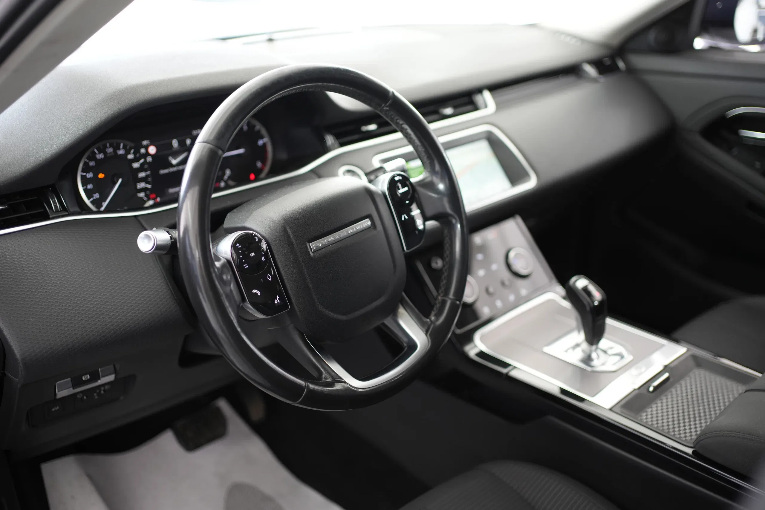 Land Rover Range Rover Evoque 2.0D I4-L.Flw 150 CV AWD Auto foto 4