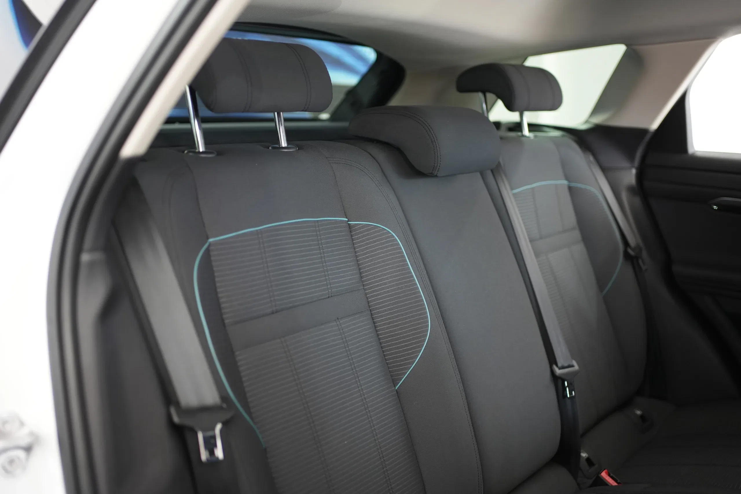 Land Rover Range Rover Evoque 2.0D I4-L.Flw 150 CV AWD Auto foto 12