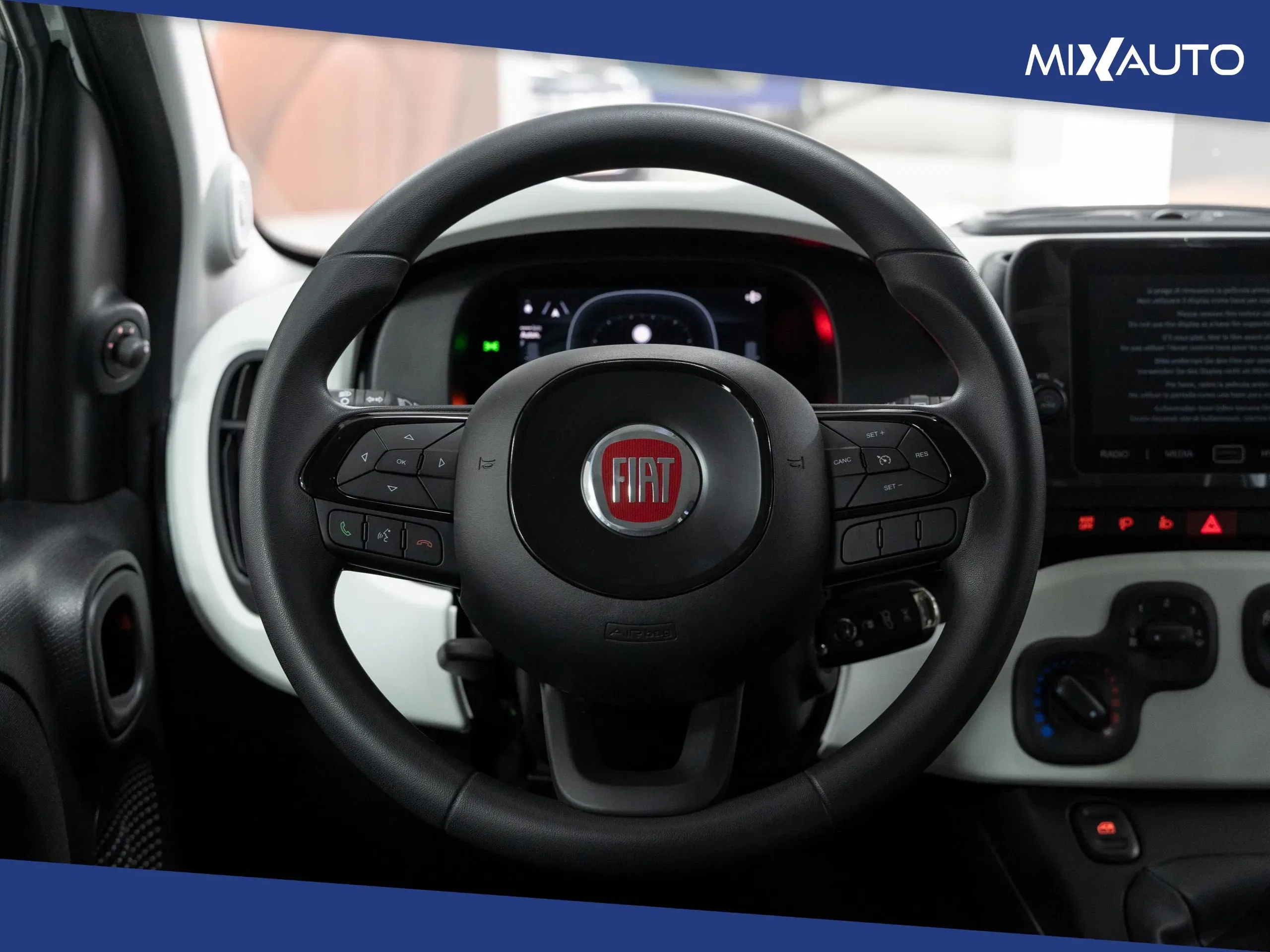 Fiat Panda Pandina Cross 1.0 Firefly Hybrid S&S 70CV foto 12