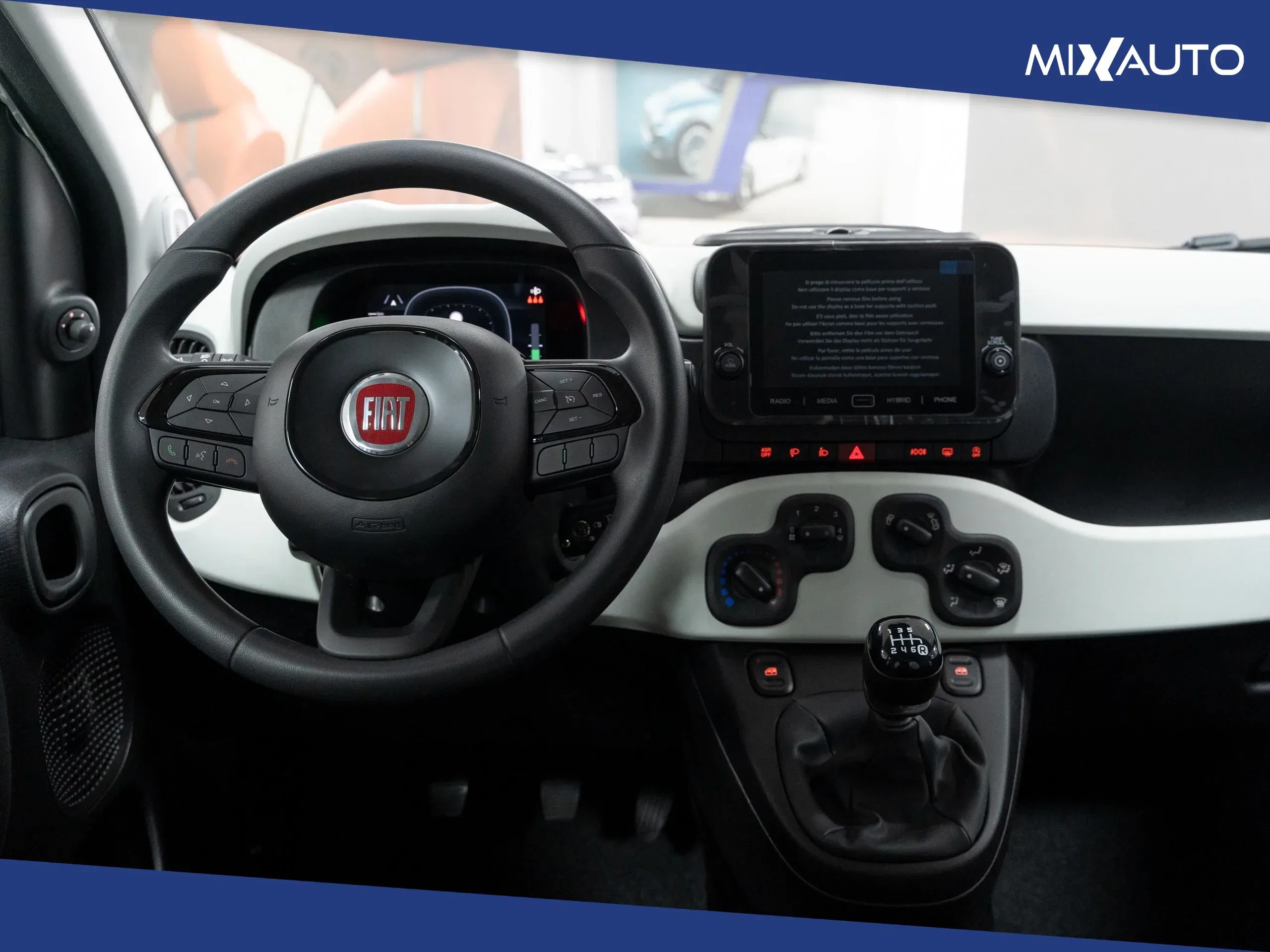 Fiat Panda Pandina Cross 1.0 Firefly Hybrid S&S 70CV foto 11