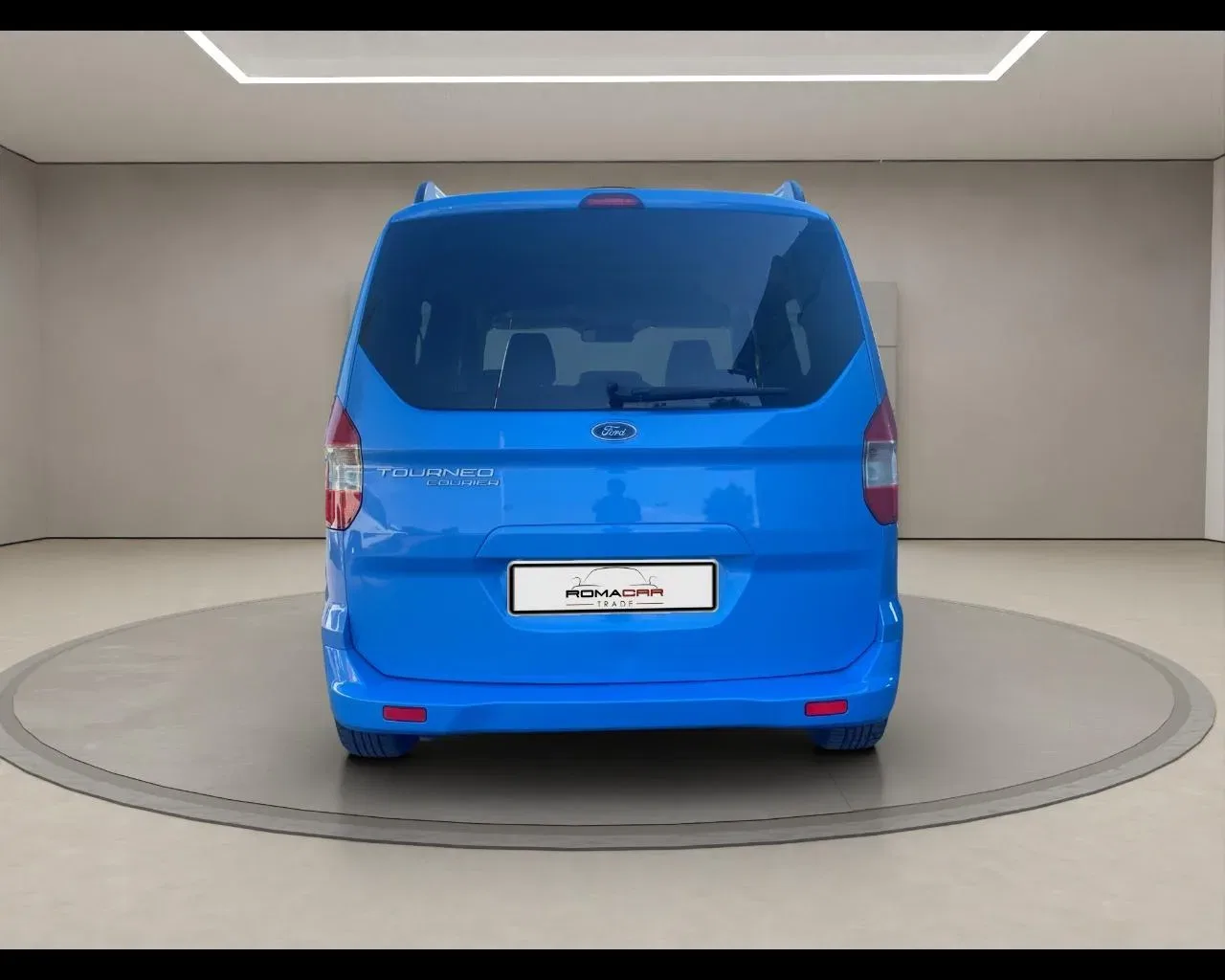 Ford Tourneo Courier 1.5 TDCI 75 CV Titanium foto 6