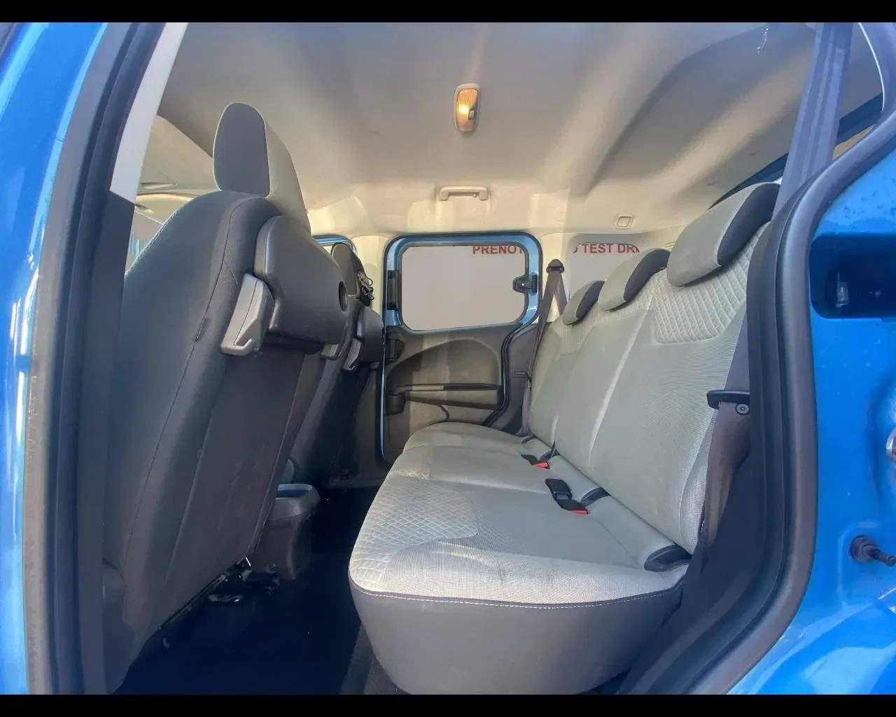 Ford Tourneo Courier 1.5 TDCI 75 CV Titanium foto 16