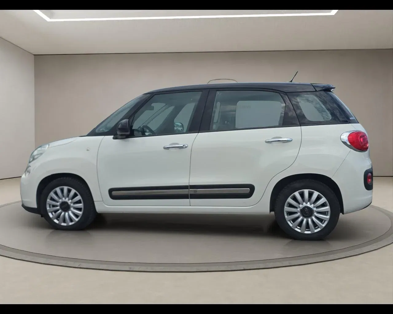 Fiat 500L 1.3 Multijet 85 CV Dualogic Pop Star foto 8