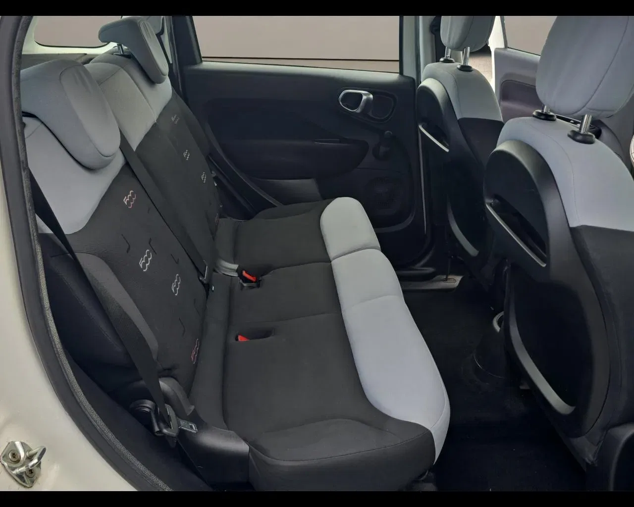Fiat 500L 1.3 Multijet 85 CV Dualogic Pop Star foto 19