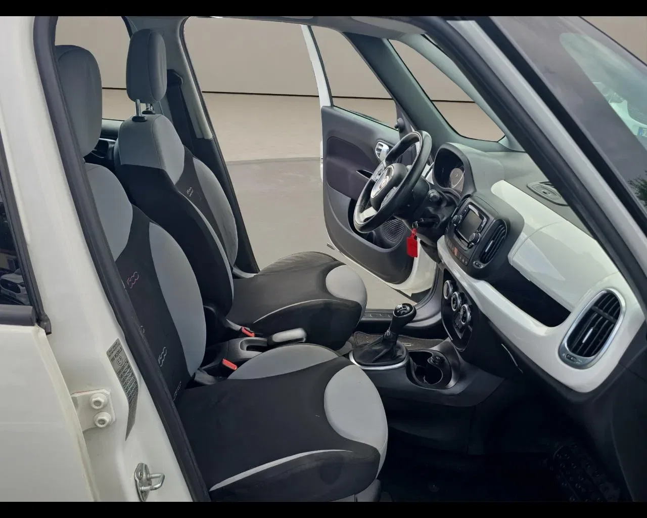 Fiat 500L 1.3 Multijet 85 CV Dualogic Pop Star foto 17