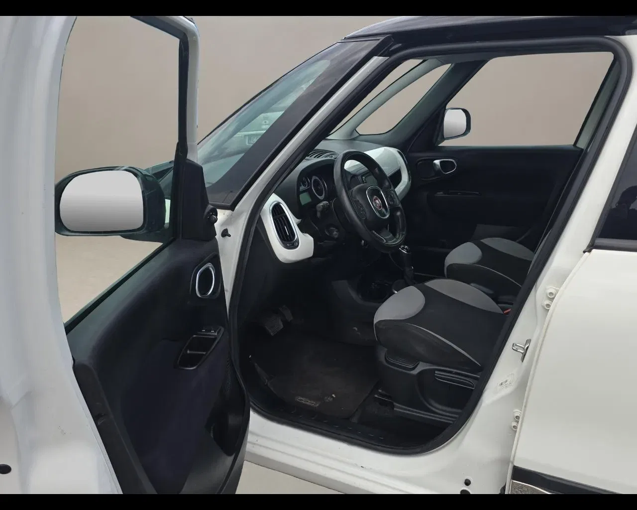 Fiat 500L 1.3 Multijet 85 CV Dualogic Pop Star foto 23