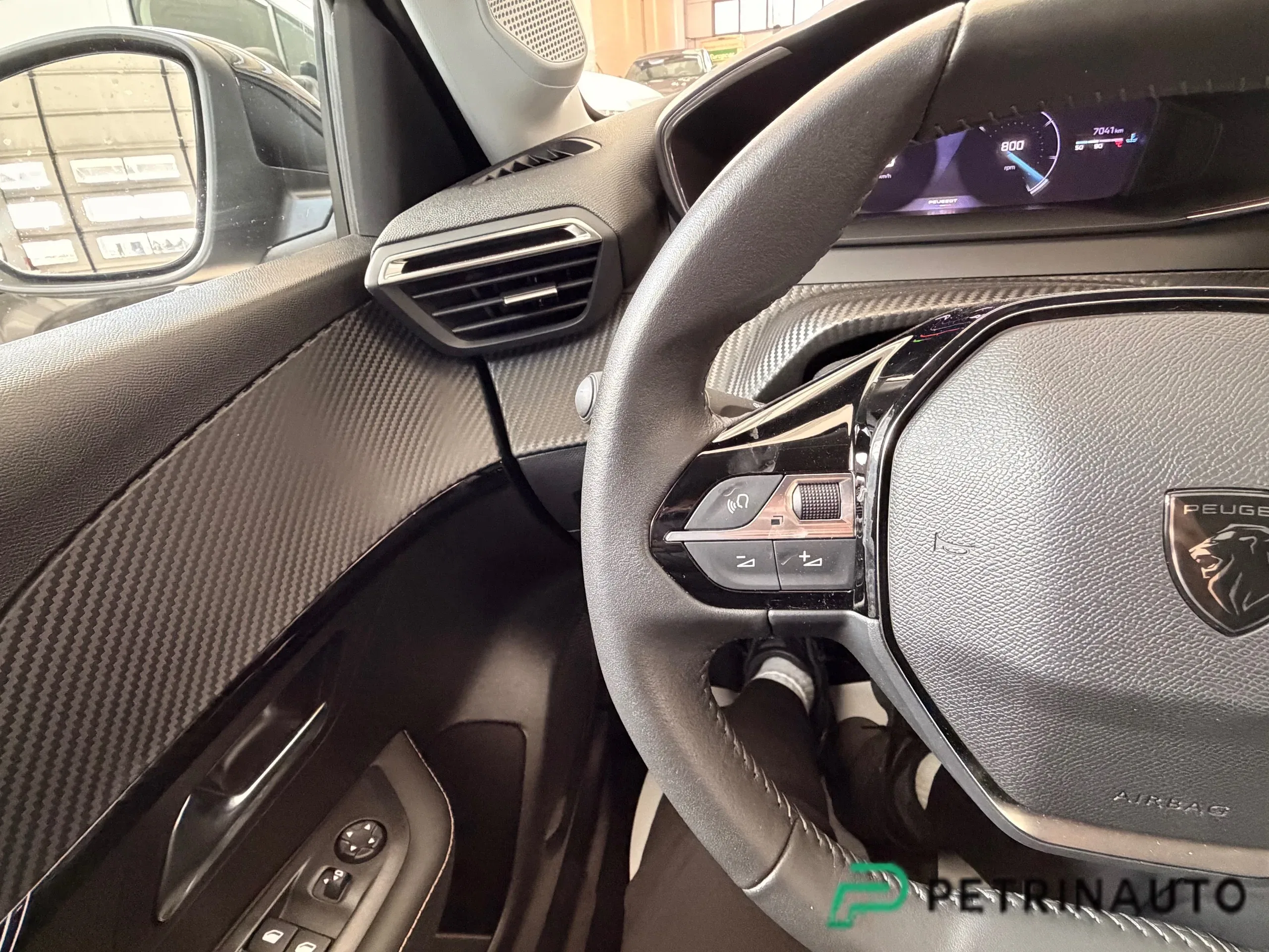 Peugeot 208 1.2 Allure s&s 100cv NAZIONALE foto 13