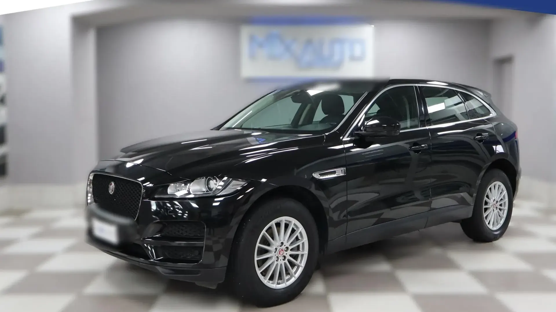 Jaguar F-Pace 2.0D I4 Pure AWD 180CV Auto