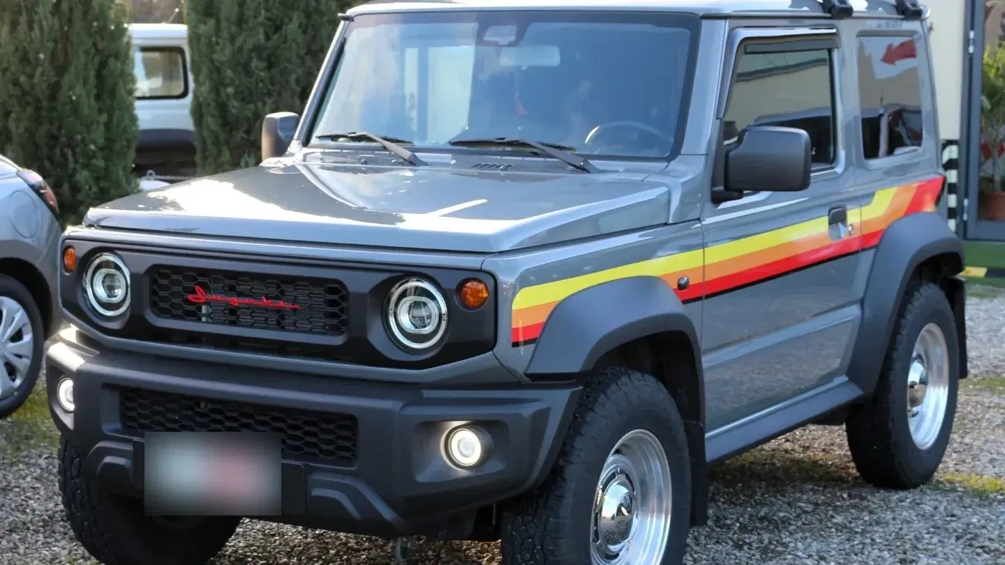 Suzuki Jimny 1.5 5MT PRO