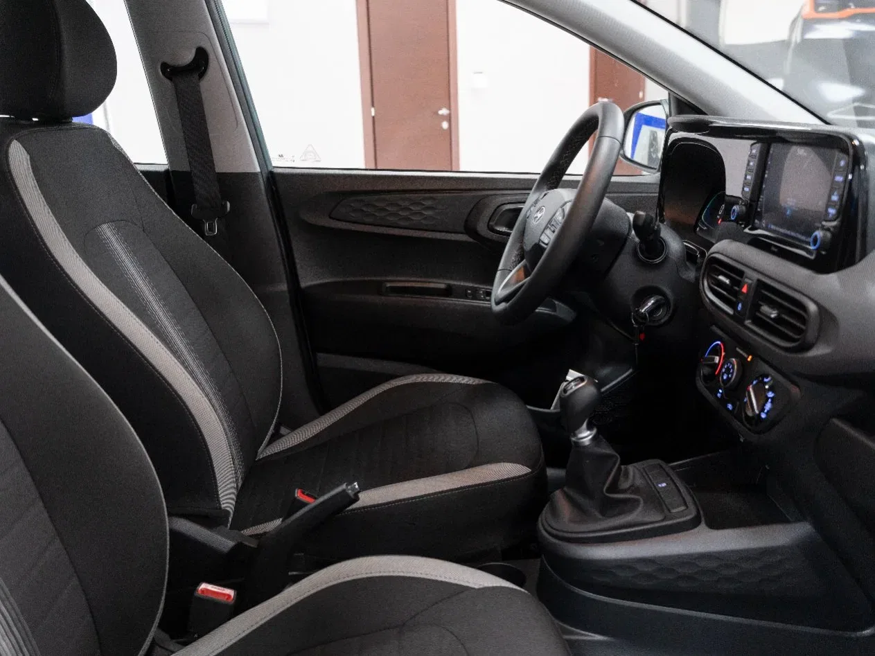 Hyundai i10 1.0 MPI Connectline 63CV foto 14