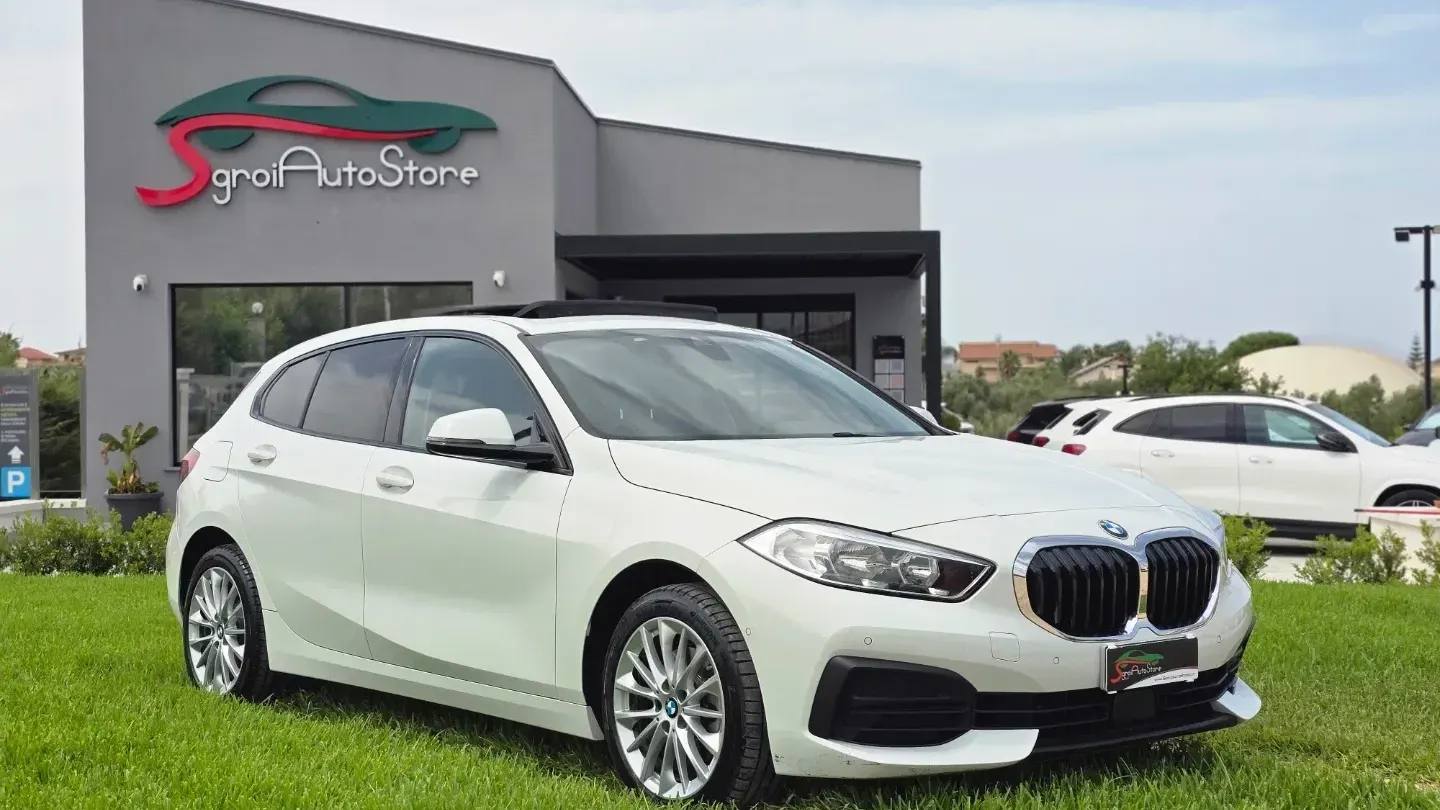 BMW 118d 5p. Business Advantage TETTUCCIO