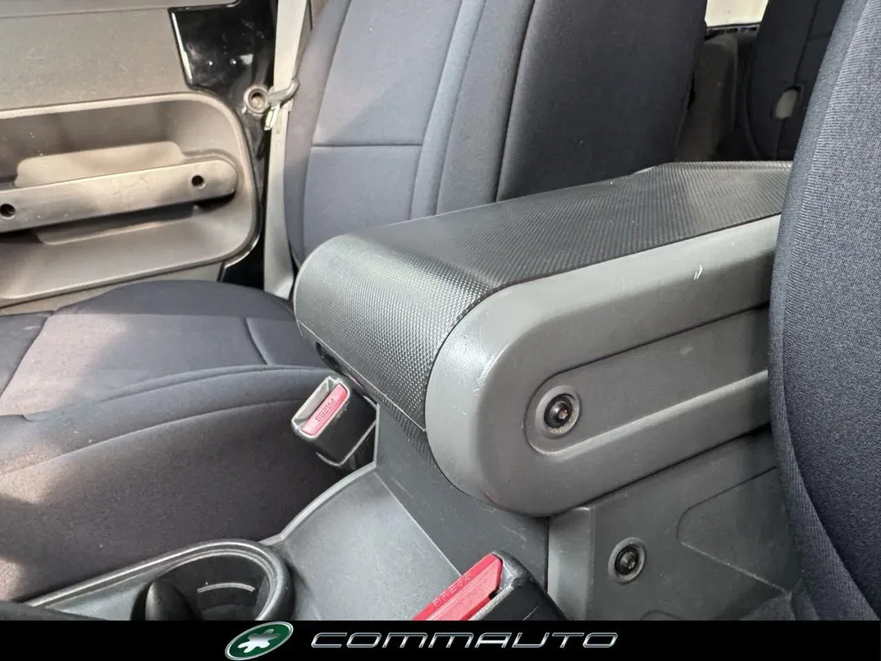 Jeep Wrangler Unlimited 2.8 CRD Sahara foto 18