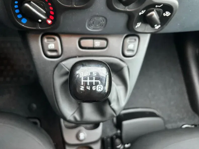 Fiat Panda *PROMO*1.0 firefly hybrid s&s 70cv 5p.ti foto 14