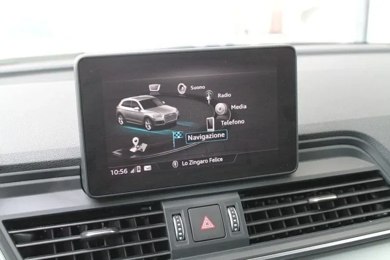 Audi Q5 35 TDI quattro S tronic Business Sport foto 24