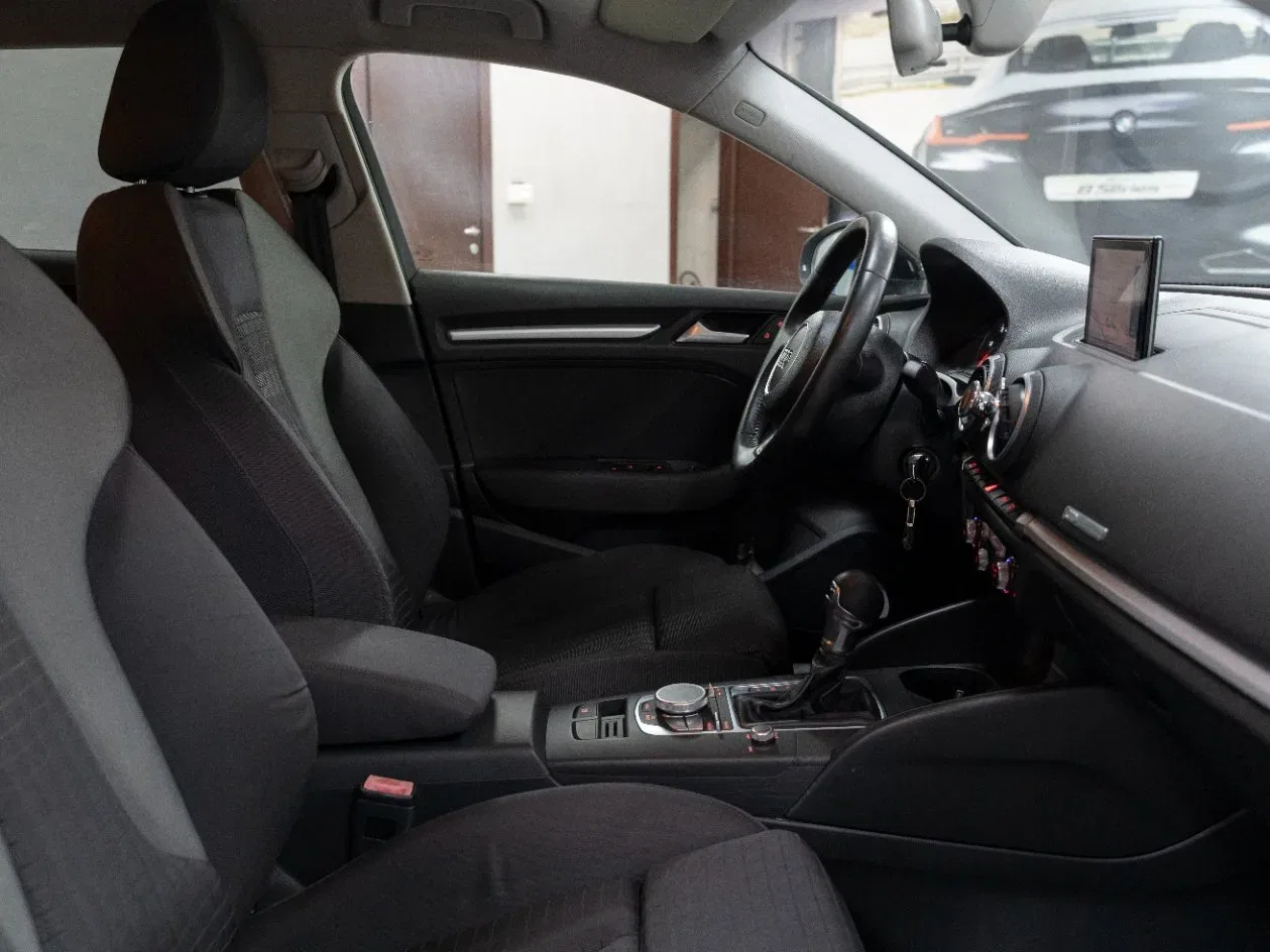 Audi A3 1.6 Sportback TDI Ambition 110CV s-tronic EU6 foto 14