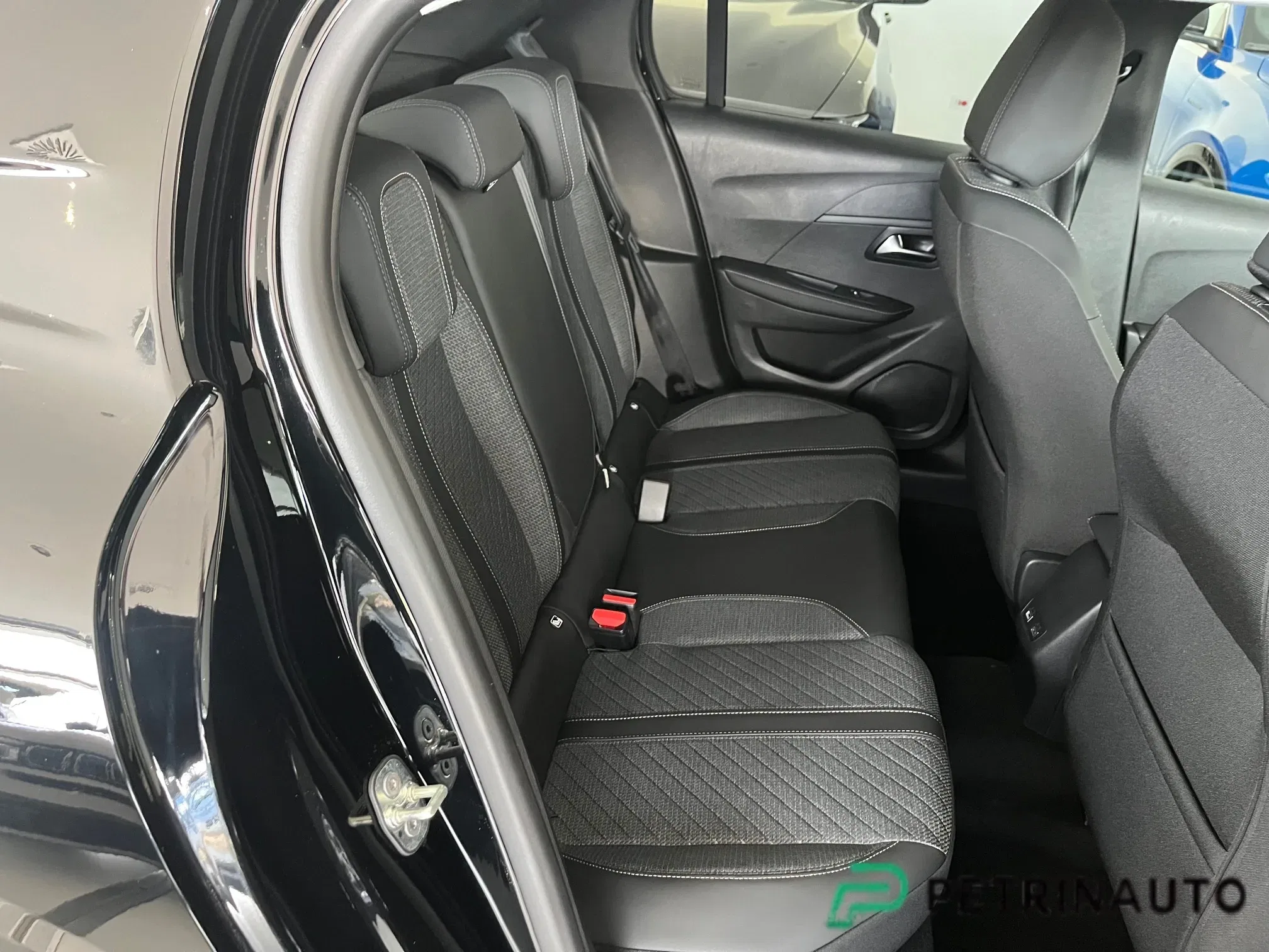 Peugeot 208 1.2 Allure s&s 100cv KM.0 NAZIONALE foto 14