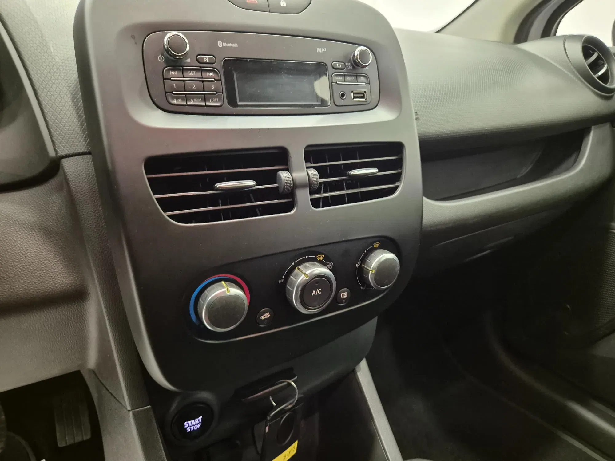 RENAULT Clio van 1.5 dci 75cv N1 Euro 6 - Clima foto 12