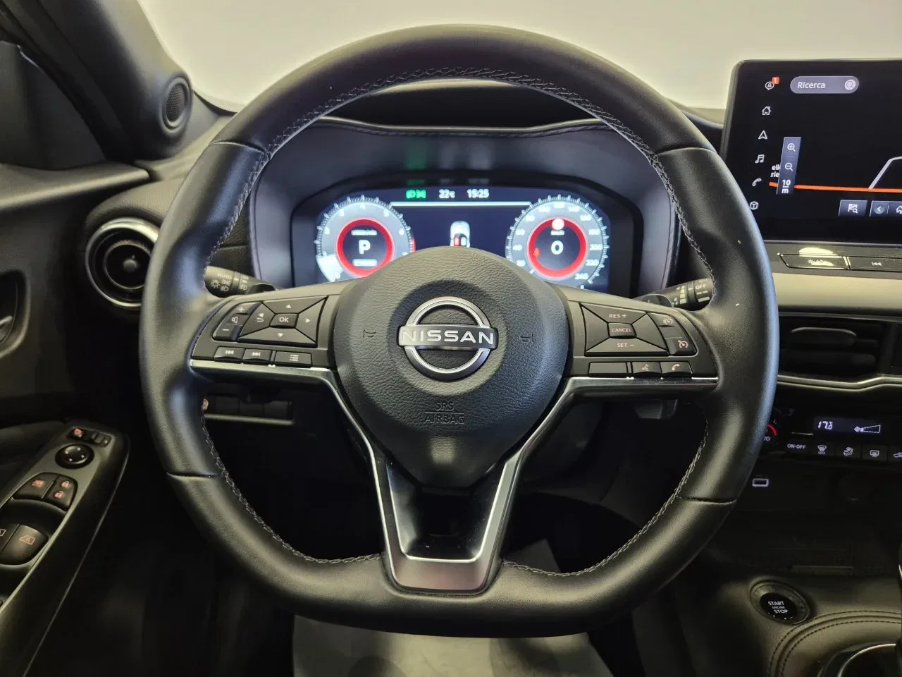 Nissan Juke 1.0 dig-t N-Connecta 114cv IN PROMO foto 10