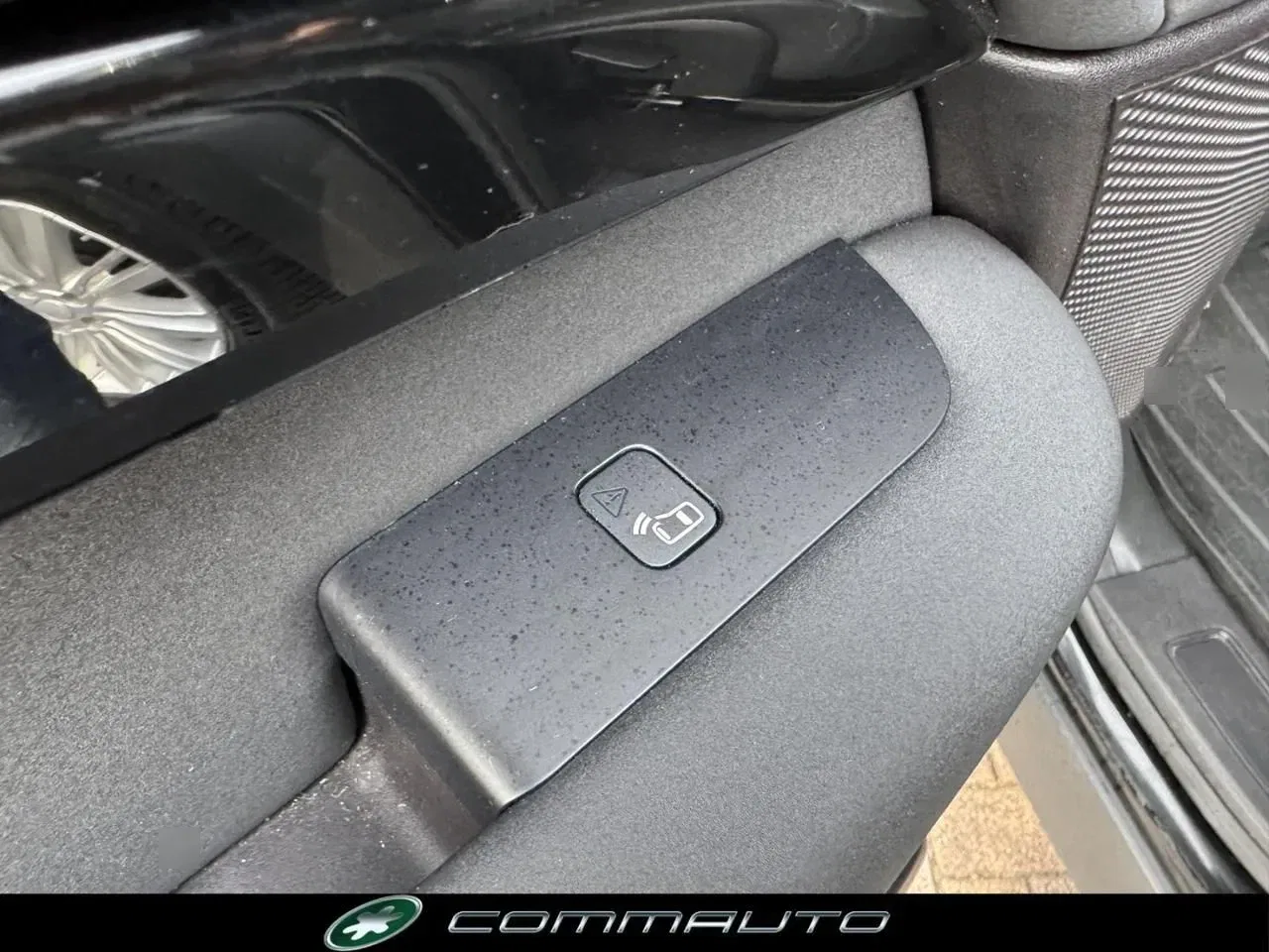 Land Rover Discovery 3.0 SDV6 306 CV HSE foto 29