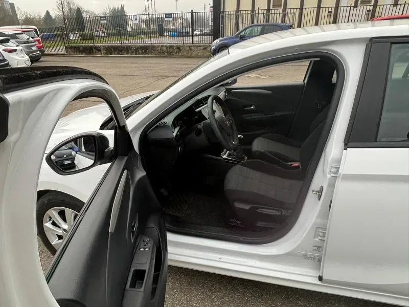 Opel Corsa *PROMO* 1.5 D 100 CV Edition foto 11