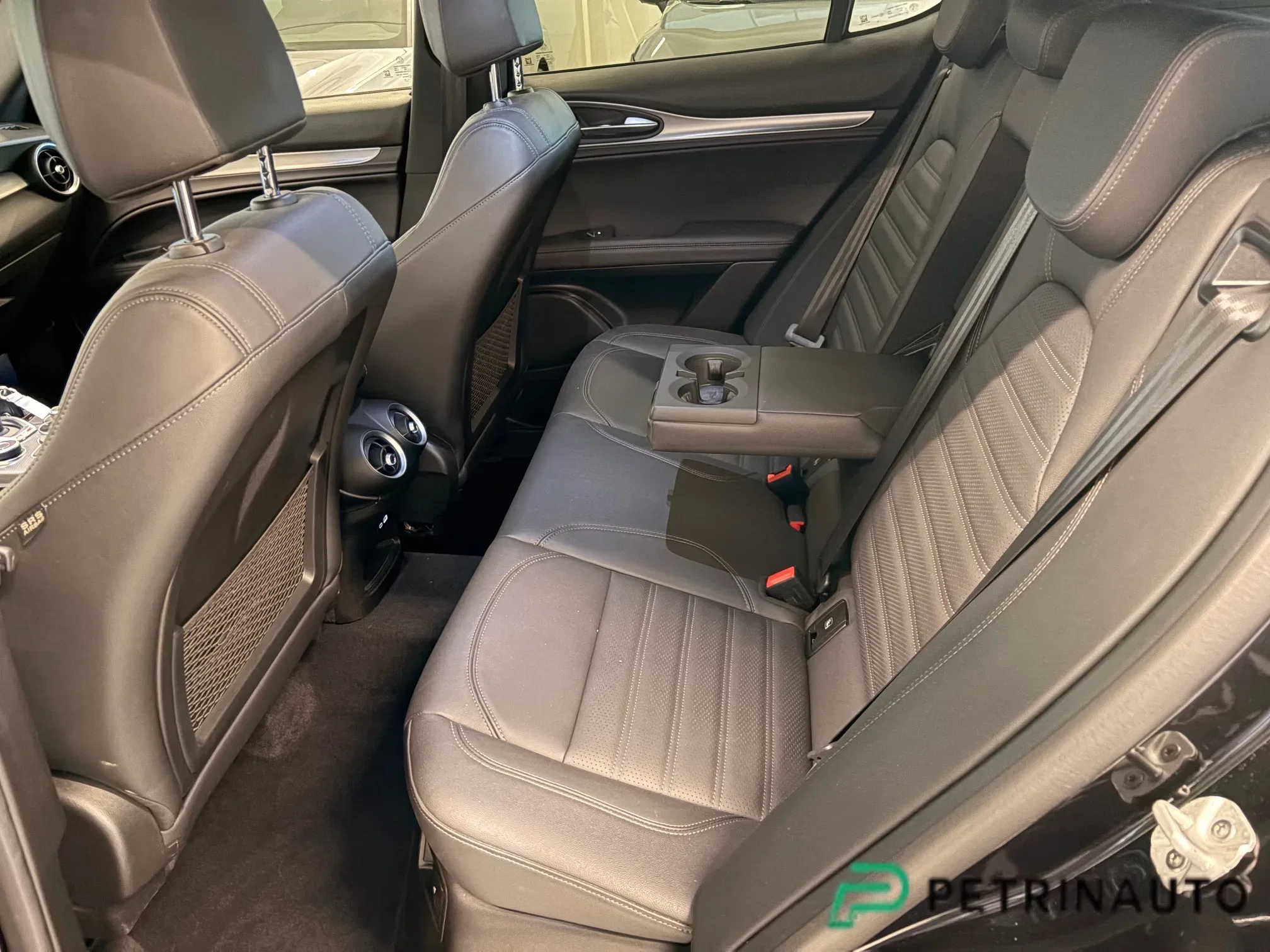 Alfa Romeo Stelvio 2.2 t Veloce Q4 210cv auto Nazionale foto 23