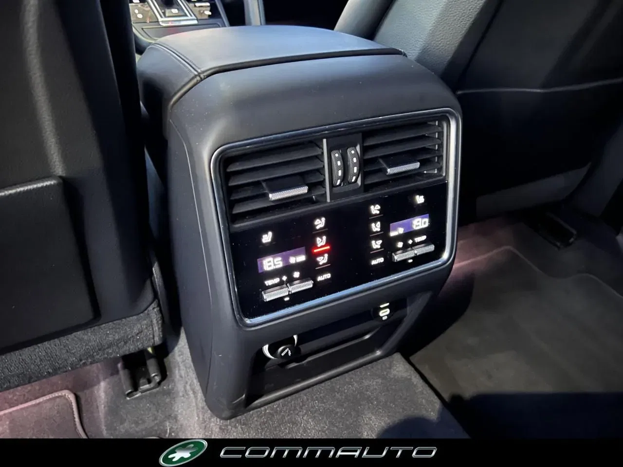Porsche Cayenne Coupé 3.0 V6 E-Hybrid foto 18