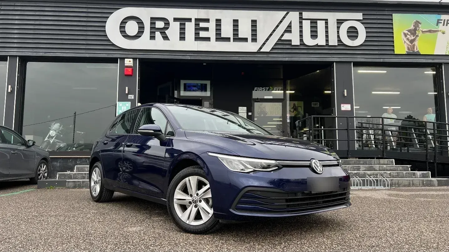 Volkswagen Golf 2.0 TDI DSG SCR Life IVA DEDUCIBILE