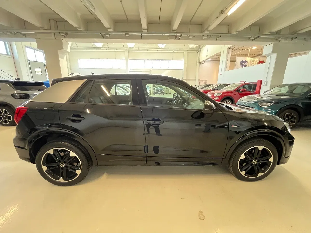 Audi Q2 30 2.0 tdi S line edition foto 4