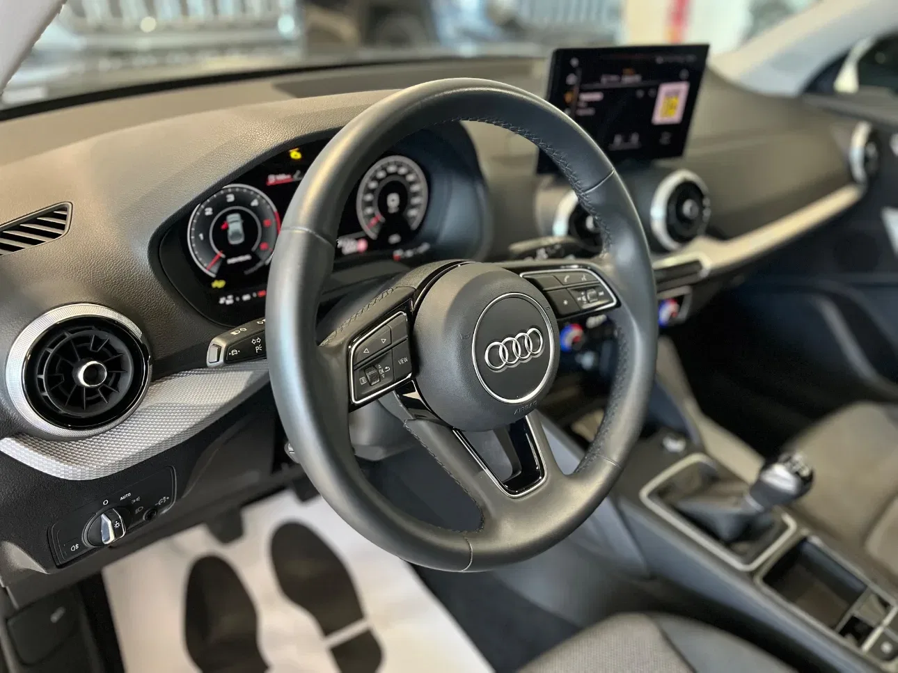 Audi Q2 30 2.0 tdi S line edition foto 11