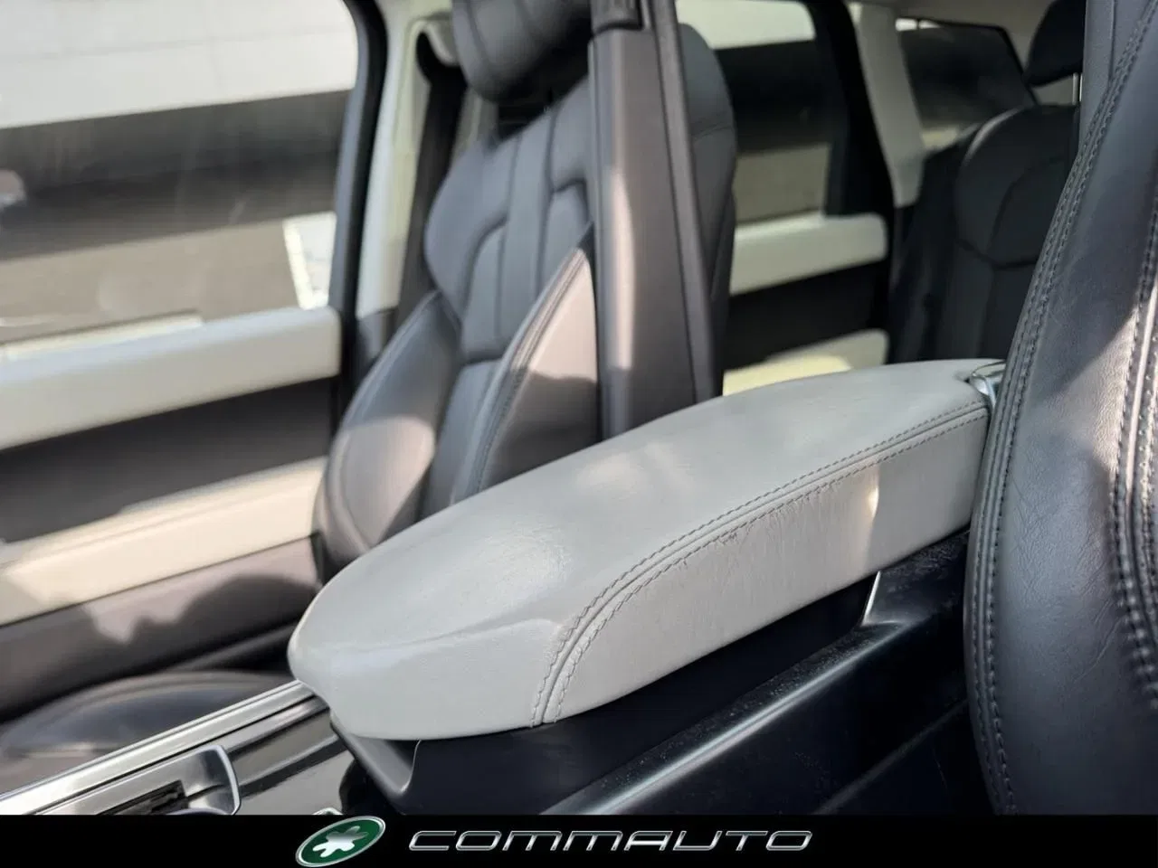 Land Rover Range Rover Sport 3.0 SDV6 HSE Dynamic foto 26