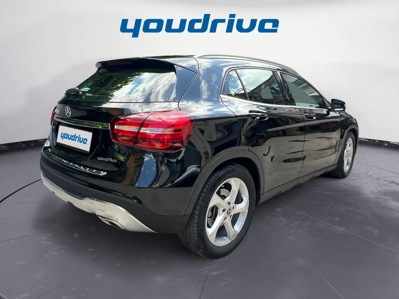 Mercedes GLA 180 Premium auto KM 30.300 foto 4