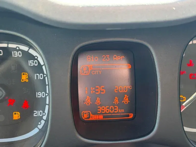 Fiat Panda PROMO 1.2 easypower Gpl s&s 69cv City Life foto 10