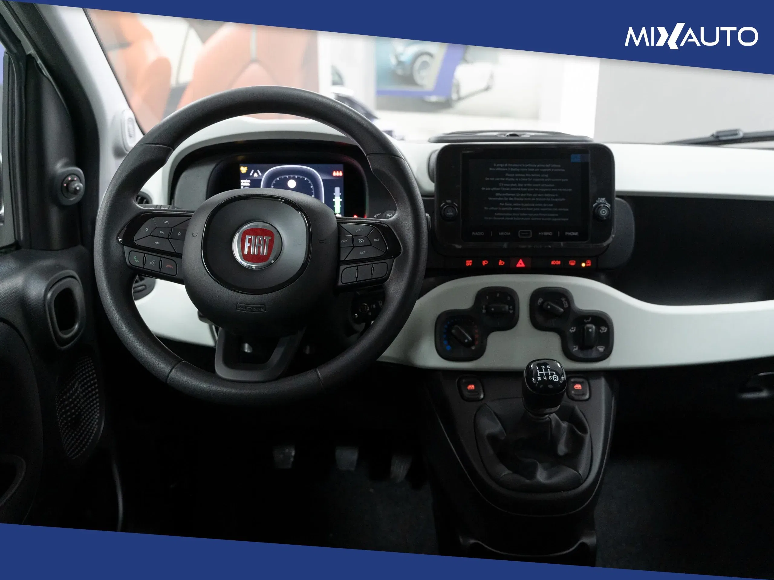 Fiat Panda Pandina Cross 1.0 Firefly Hybrid S&S 70CV foto 11