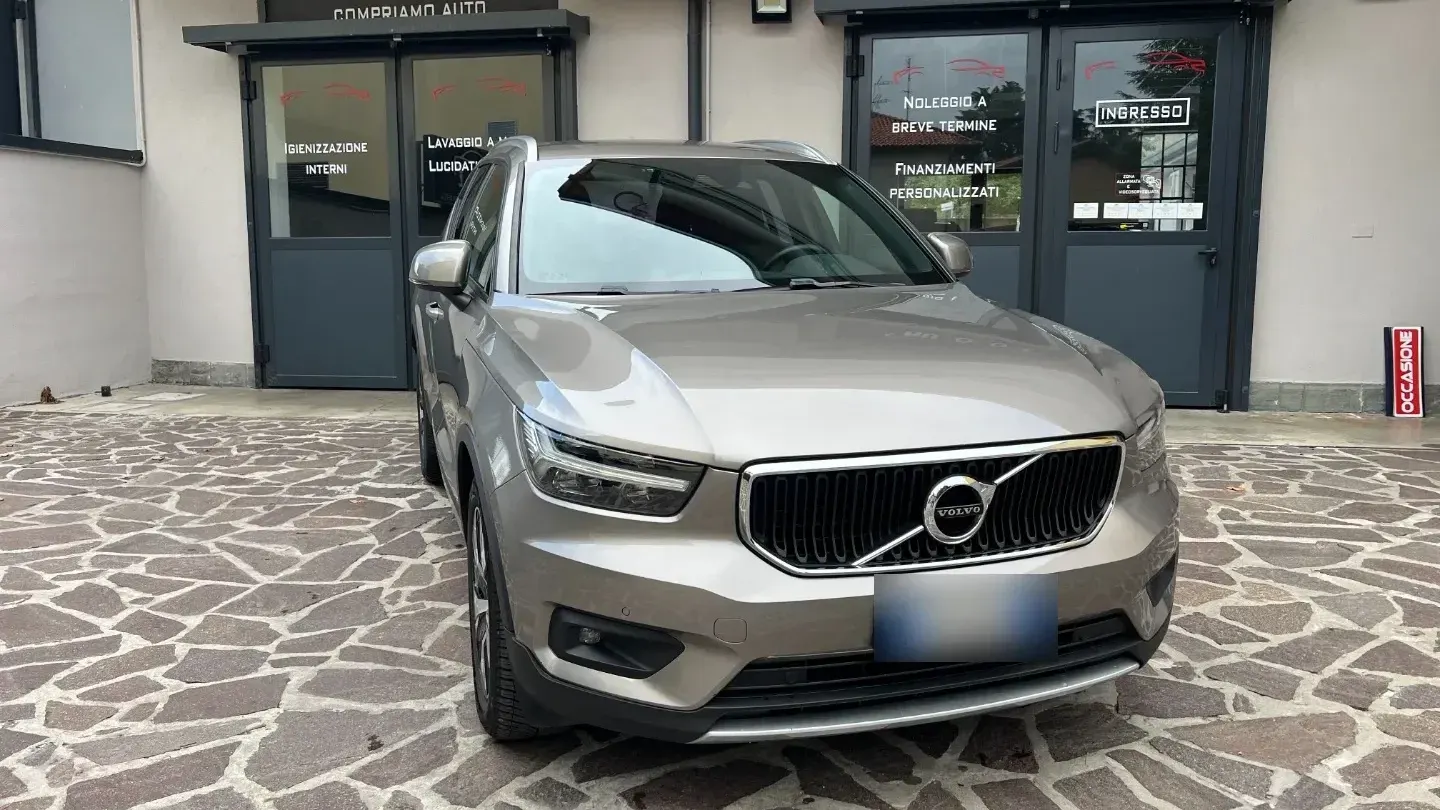 Volvo XC40 D3 Geartronic Momentum Pro FOTO REALE - PREZZO REALE