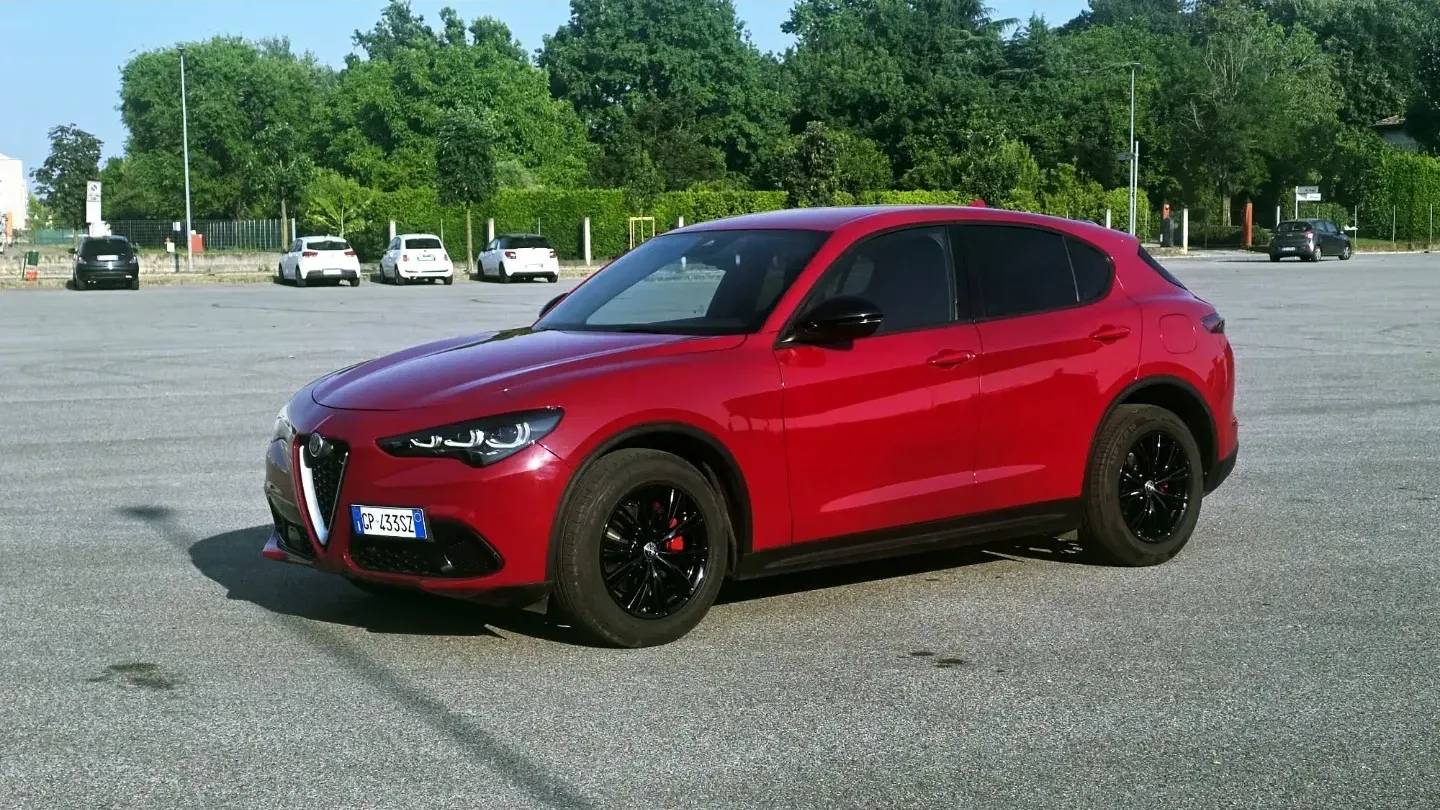 Alfa Romeo Stelvio 2.2 T.d. 160CV AT8 RWD SUPER